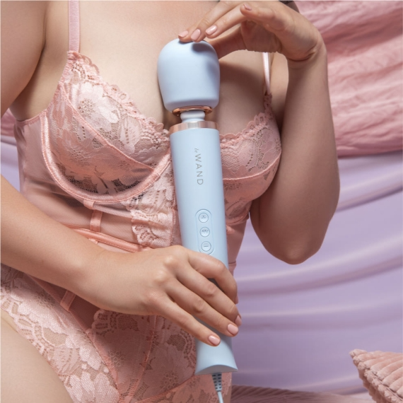 Le Wand Plug-In Vibrating Massager - Sky Blue