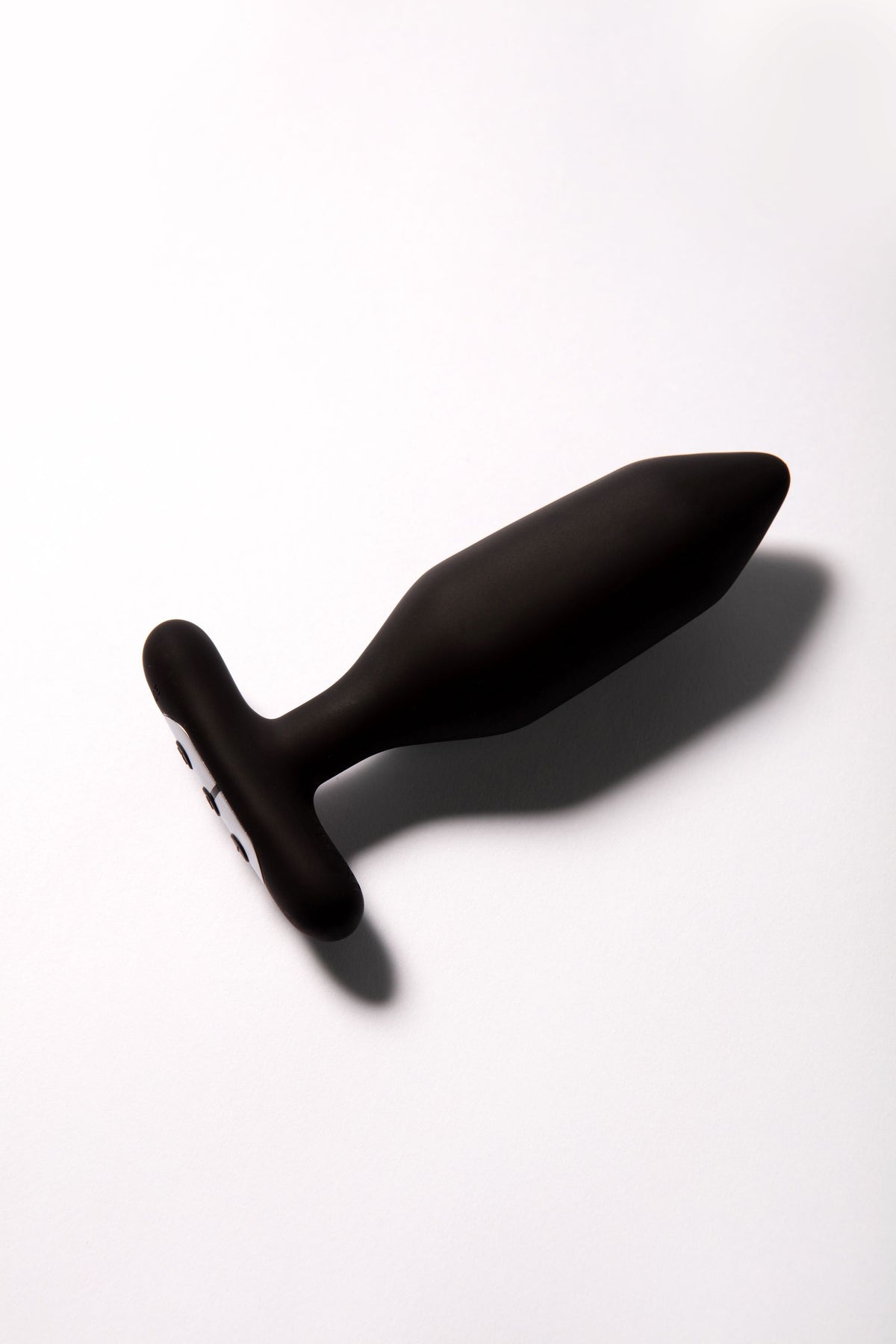 Je Joue Onyx Vibrating Butt Plug - Black