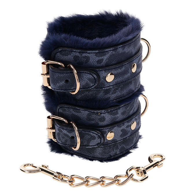 Sex & Mischief Cougar Fur Handcuffs