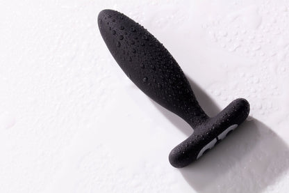 Je Joue Vesta Vibrating Butt Plug - Black