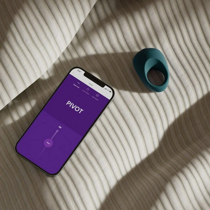 We-Vibe Date Night Special Edition Kit - Green Velvet